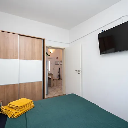 With Parking Space - 25155 شقة *